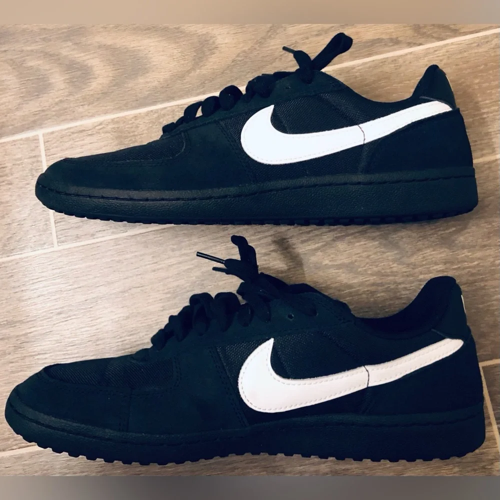 Nike Men’s Black Low-Top Sneakers with White Swoosh Field General 82 Size 12